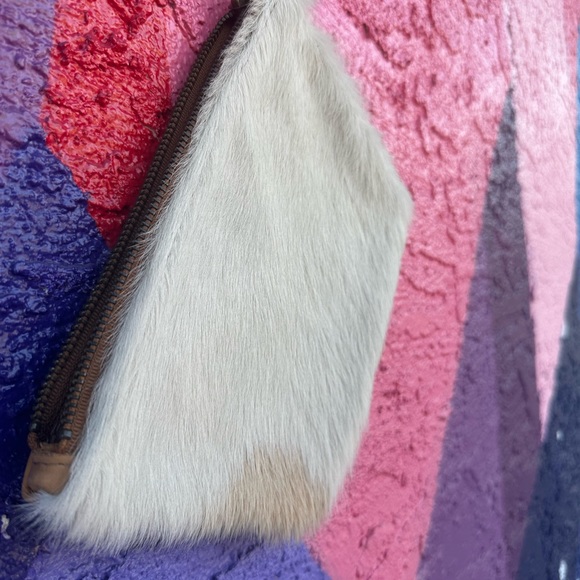 Canoe, western leather cowhide clutch - Picture 6 of 9